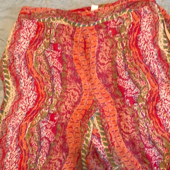 Colorful wide leg capris with pockets - Picture 2 of 2